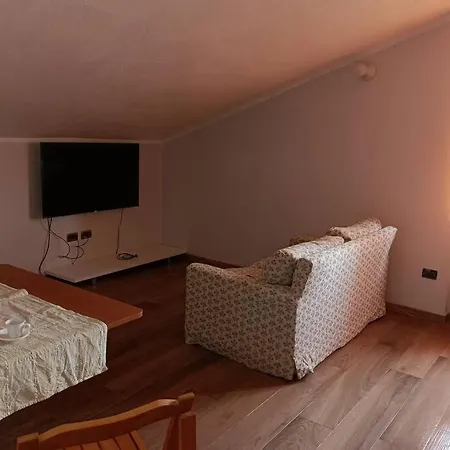 Apartman Margin Rouge *